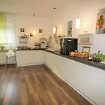 Outlet - Metzingen - Bad Urach - Free Parking