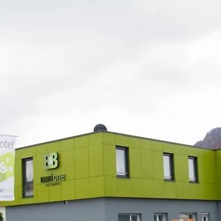 Nocleg ze śniadaniem Outlet - Metzingen - Bad Urach - Free Parking