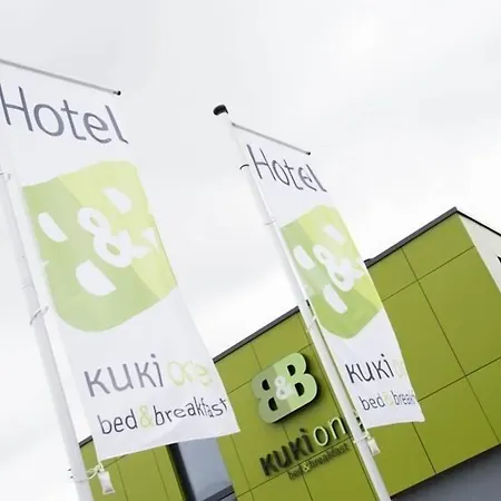 Outlet - Metzingen - Bad Urach - Free Parking Nocleg ze śniadaniem 3*