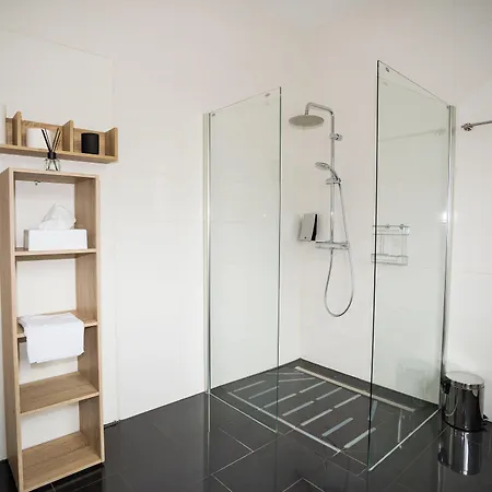 Outlet - Metzingen - Bad Urach - Free Parking 3* Dettingen an der Erms