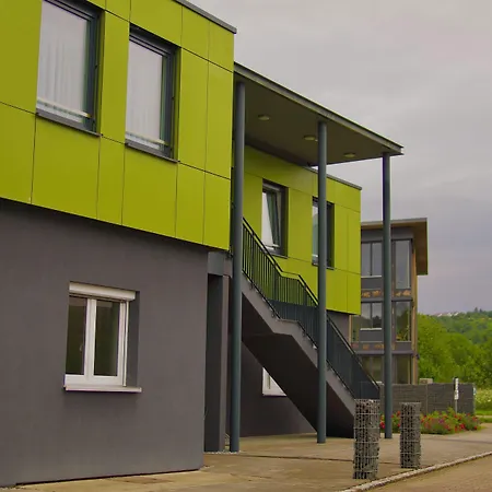Outlet - Metzingen - Kostenlose Parkplätze - Self Check-in Frühstückspension